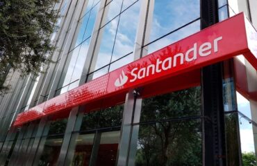 Accionistas de Santander aprueban pago de dividendo