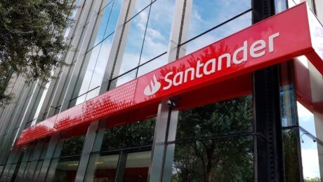 Accionistas de Santander aprueban pago de dividendo